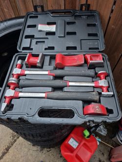 Maddox auto body tools set $20