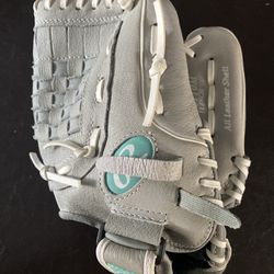 Rawlings Sure Catch 11.5” Gray RHT Youth Leather Softball Glove SCSB115M 🥎