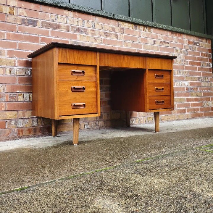 Mid Century Modern Walnut 8 Drawer Desk Vintage 
