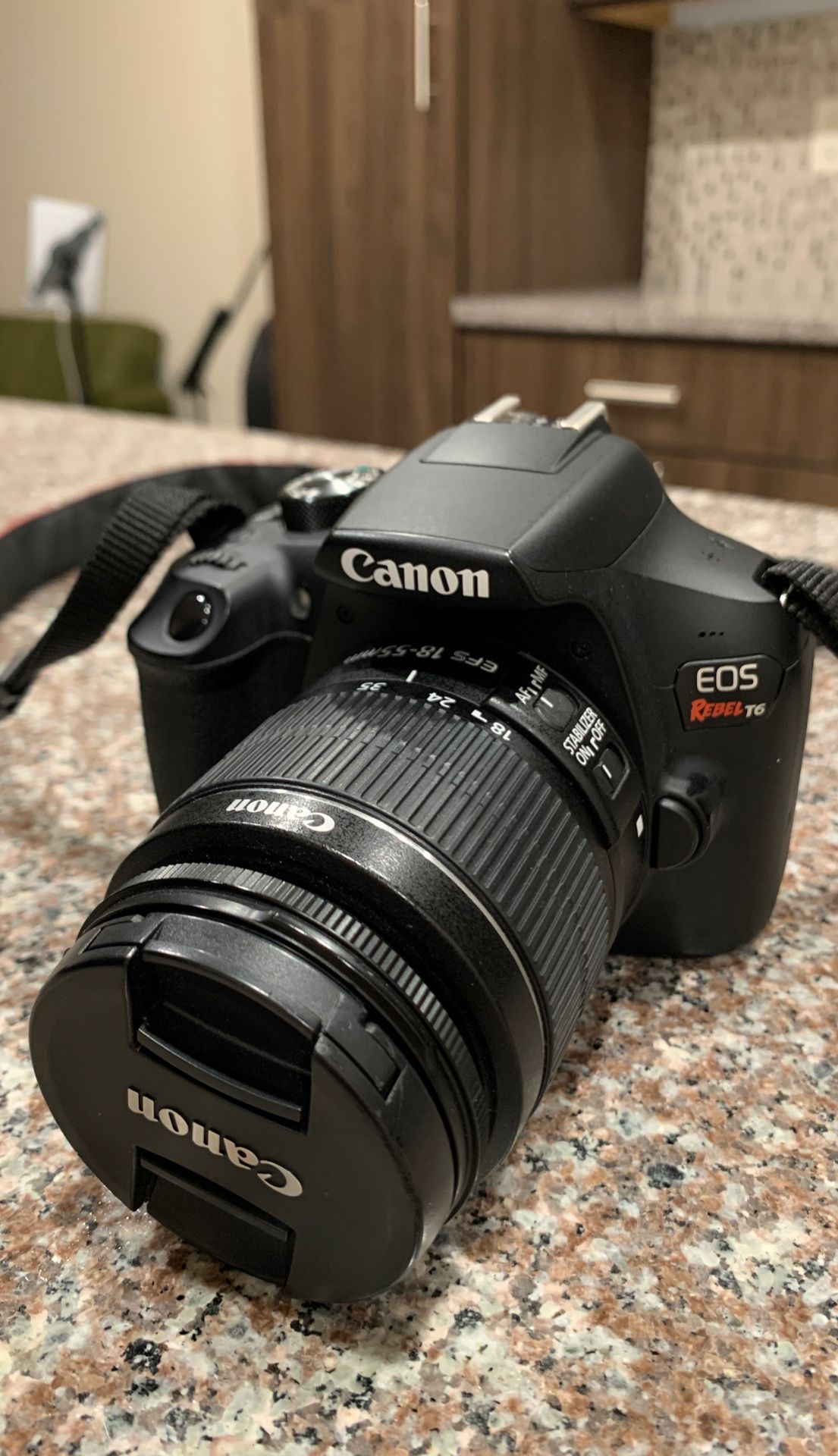 Camera Canon EOS T6