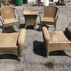 5!peice Wicker Patio Set