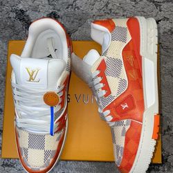 Louis Vuitton Trainer Sneaker 