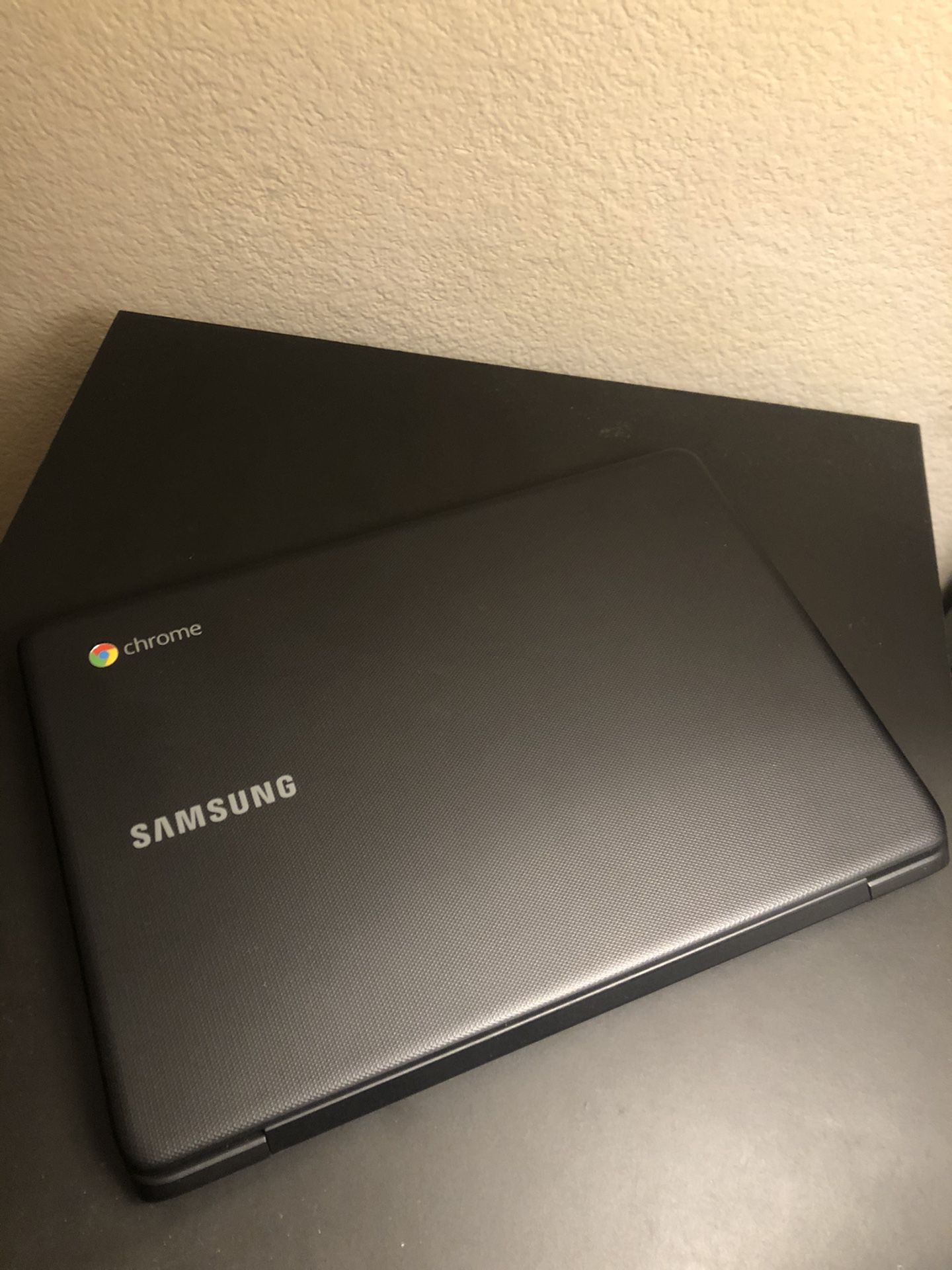 Samsung chromebook laptop