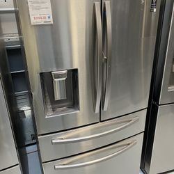 Samsung Stainless Steel 22 Cu. Ft. Food Showcase Counter Depth 4-Door French Door Refrigerator 