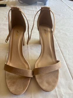 LADIES SIZE 10 GORGEOUS TAN SUEDE OPEN TOE 3” WEDGE HEELS WEDGES