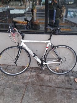 Fuji Roubaix pro