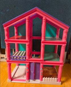 Kid Connection 3-Story Dollhouse Play Set