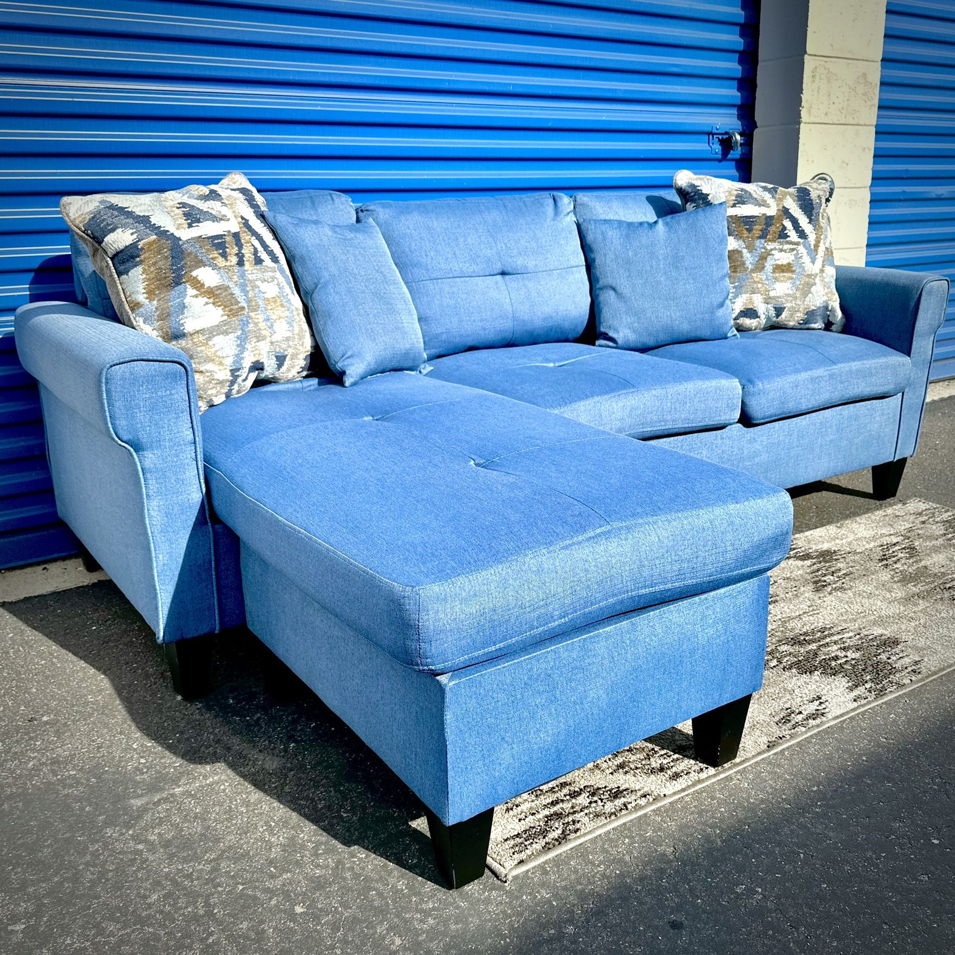 Modern Blue Tufted Reversible Sectional Sofa