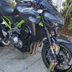 2017 Kawasaki Z900 Motorcycle 
