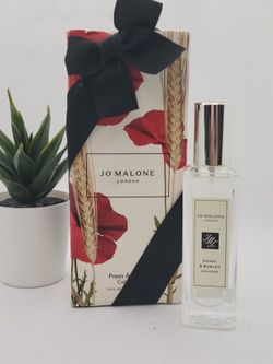 Jo Malone London 

Poppy & Barley 

1 fl ⭐️
