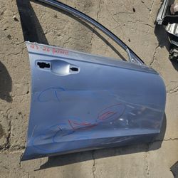 Honda Accord  Right Front Door  Damaged  23 To 26