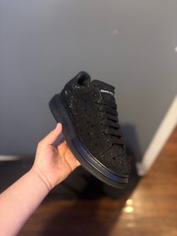 Sparkly blk Alexander McQueens