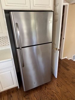 Frigidaire refrigerator