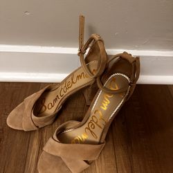 NWT Sam Edelman Tan Sandals With Heel