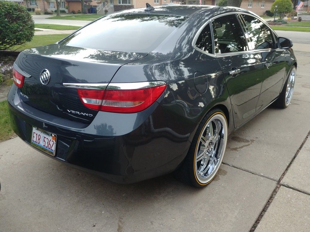5x115 20 inch rims and vogues for Sale in Oak Lawn, IL - OfferUp