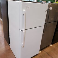 GE Top Freezer Refrigerator White