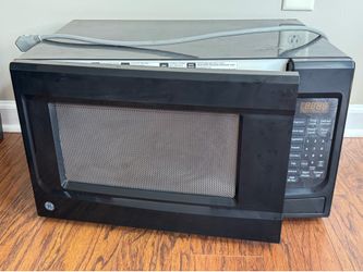 GE Black Microwave 1.4 Cu Ft 1100W Tested Wor