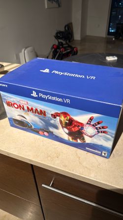 Playstation VR - Iron Man VR Game and Motion Controllers INCLUDED
