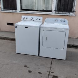 Washer And Gas Dryer 