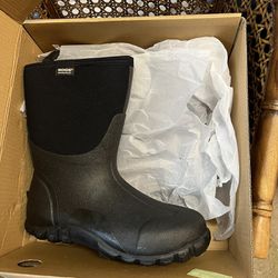 BOGS Classic Mid Rain boots