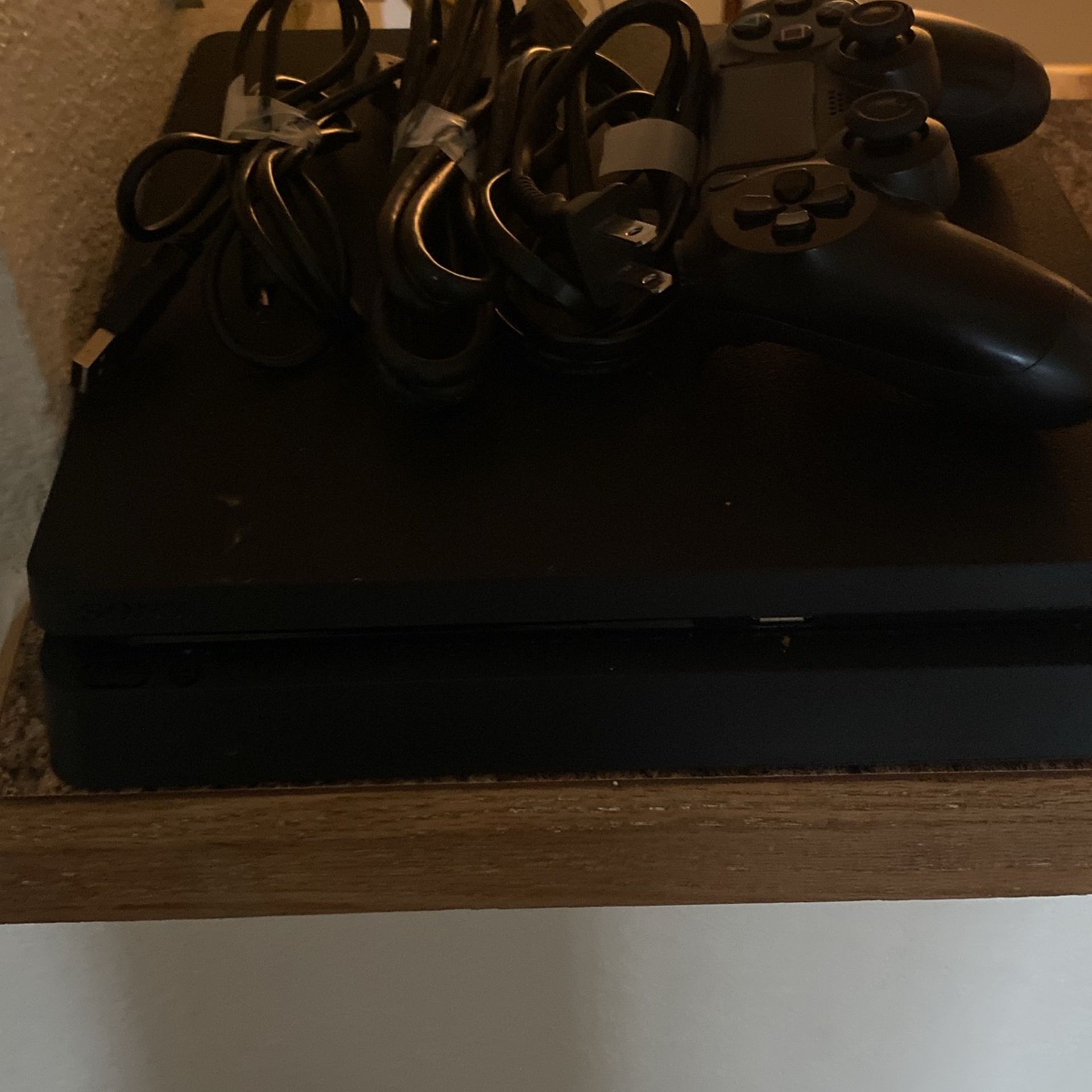 PS4 70$