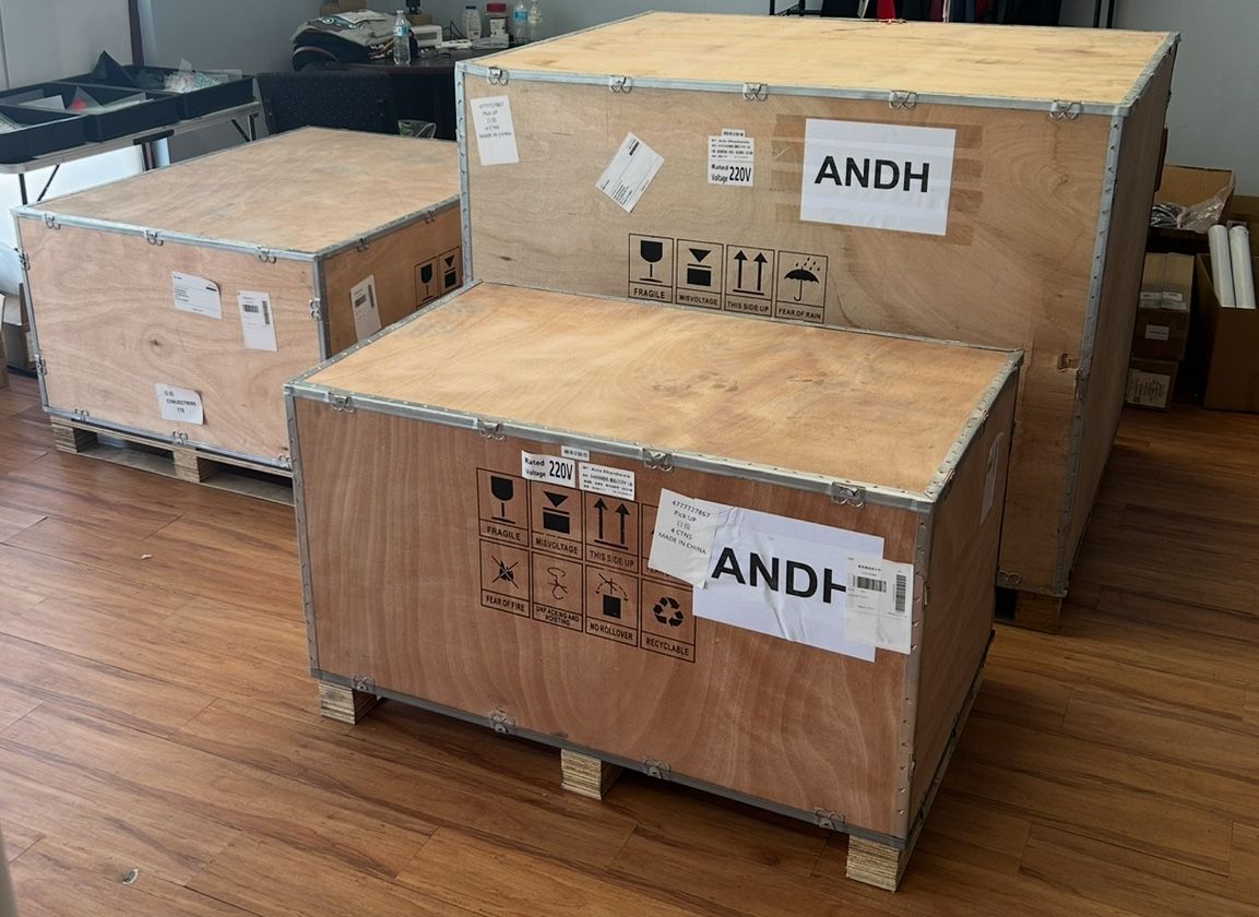 Empty Shipping Box 