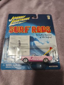 2000 Johnny Lightning. '65 Ford Mustang Conv. Surf Rods Bikini Beach Surfboards