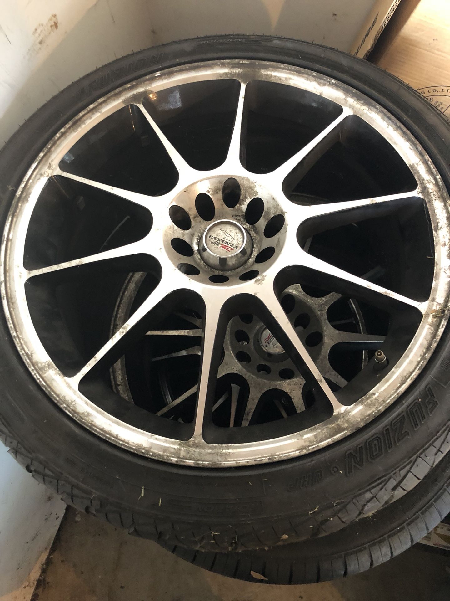 Essenza 210 Type R 18s