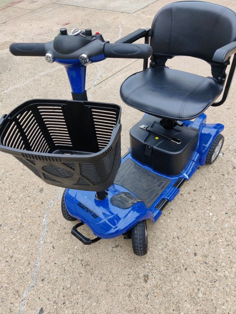 4 Wheels Scooter
