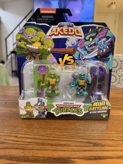Akedo Teenage Mutant Ninja Turtles - Versus Pack Donnie Versus Slash Includes 2 Mini Battling Figure