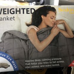 WEIGHTED BLANKET .