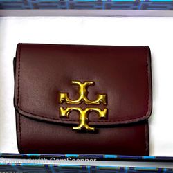 Tory Burch Eleanor Mini Wallet in the color "Moose". 