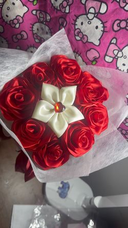 Red Eternal ribbon roses