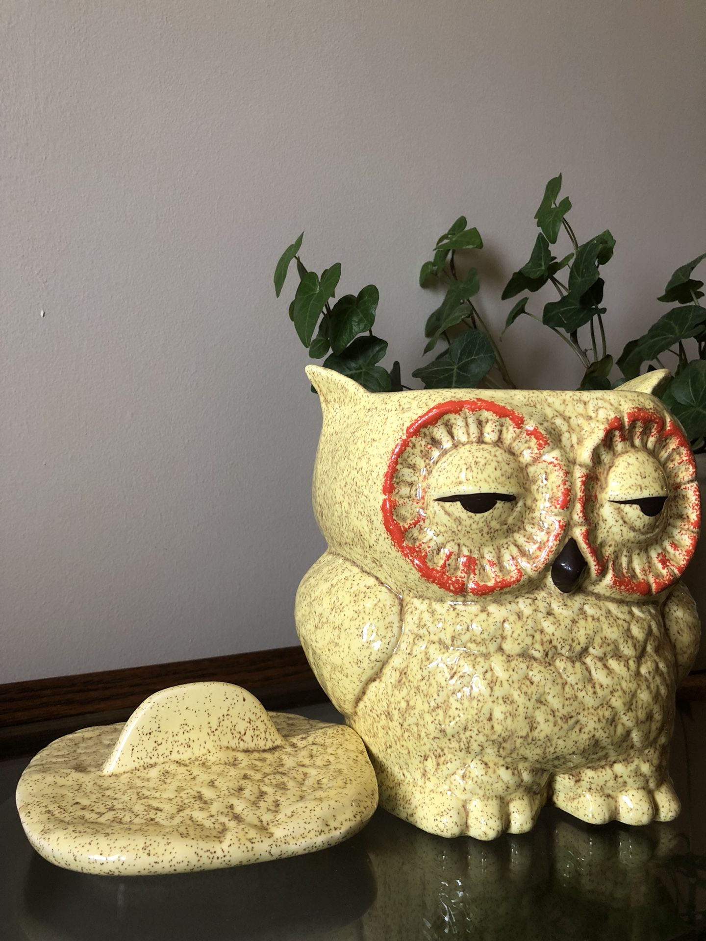 Vintage DWS Clock Face Cookie Jar for Sale in Providence, RI - OfferUp