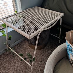 Vintage White Iron Mesh Table