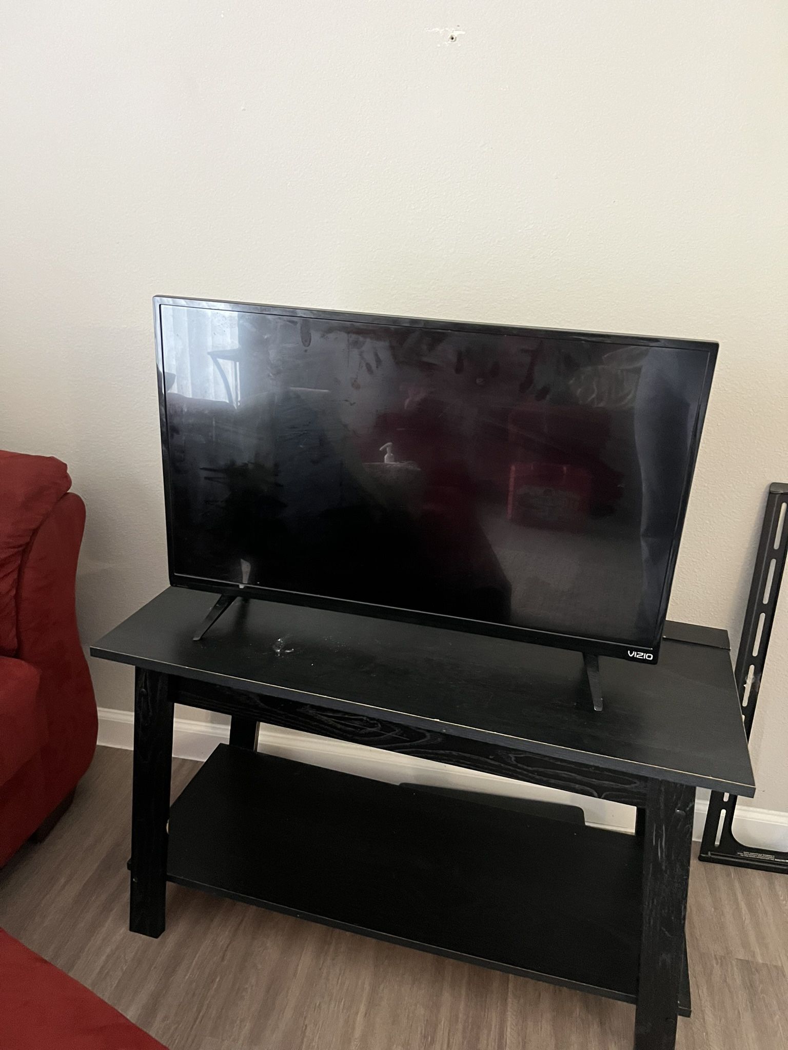 Vizio TV 32 Inches