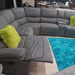 *Summer Sale Event*---Alejandra Comfy Gray Fabric Reclining Sectional Sofa---Delivery And Financing Available👌
