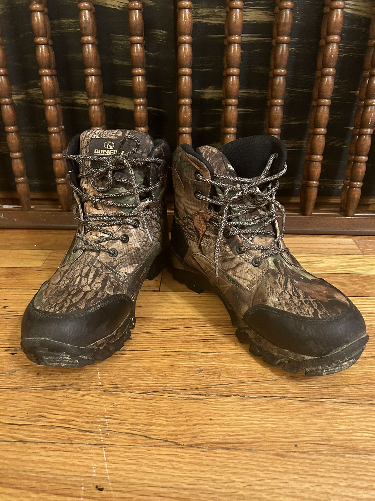 Men’s Camo Hunting Boots 11.5