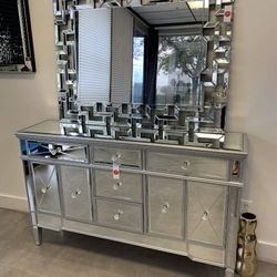 Mirrored Cabinet New Style Silver Frame Server 