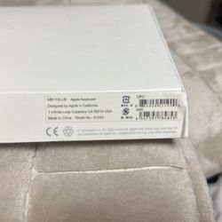 Apple Keyboard