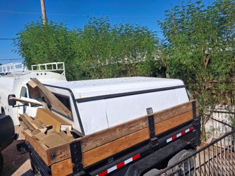 Utility camper