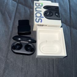 Samsung Ear buds 