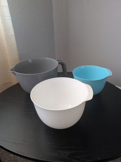 Plastic Mixing Bowls Set of 3