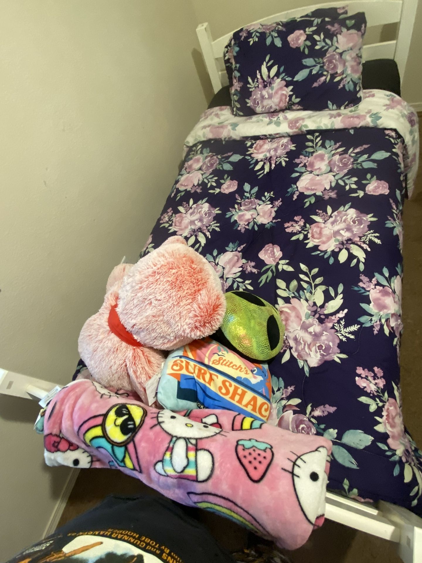 Twin Bed