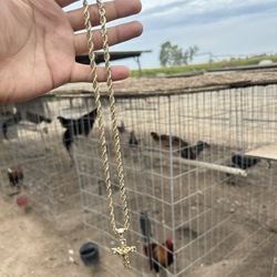 14Karat Rope Chain With Jesus Pendent (SELLING AS SET ONLY)