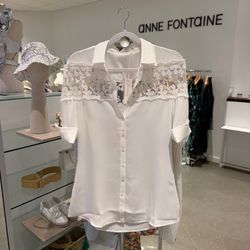 Women’s Anne Fontaine White Lace Button Blouse NWT