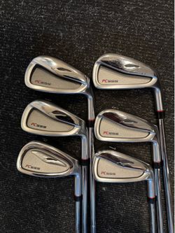 Japanese Fourteen PC555 Golf Iron Set