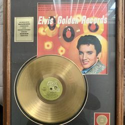 Elvis Presley‘s Golden Records