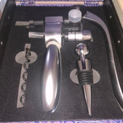 VINTAGE Wine Opener Corkscrew 