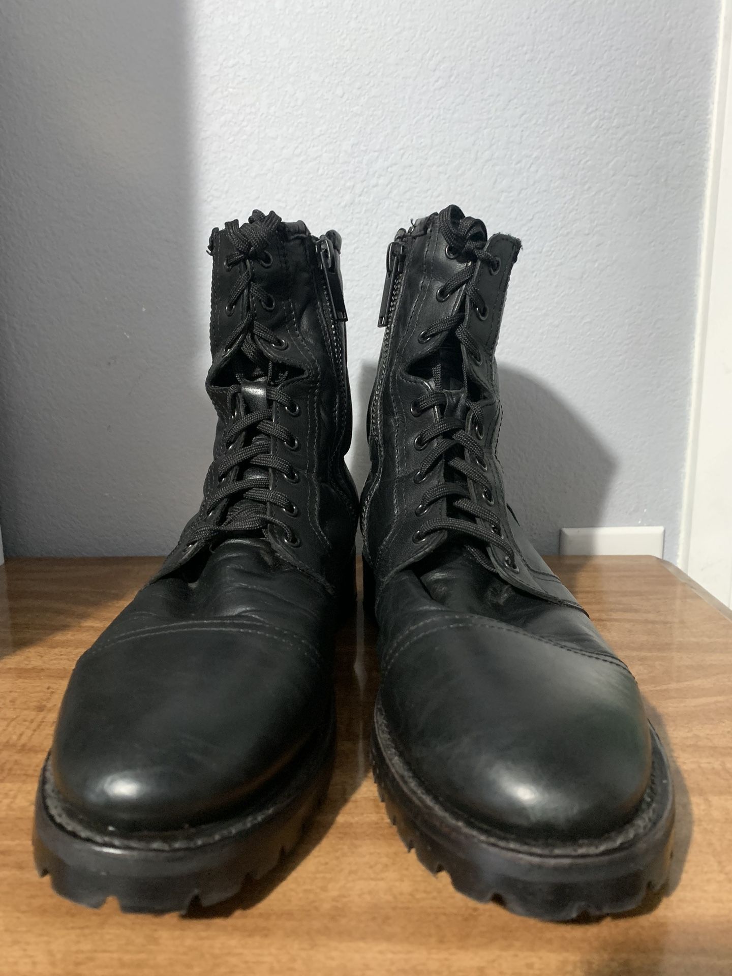 Thursday Boots (Casa Moto) 